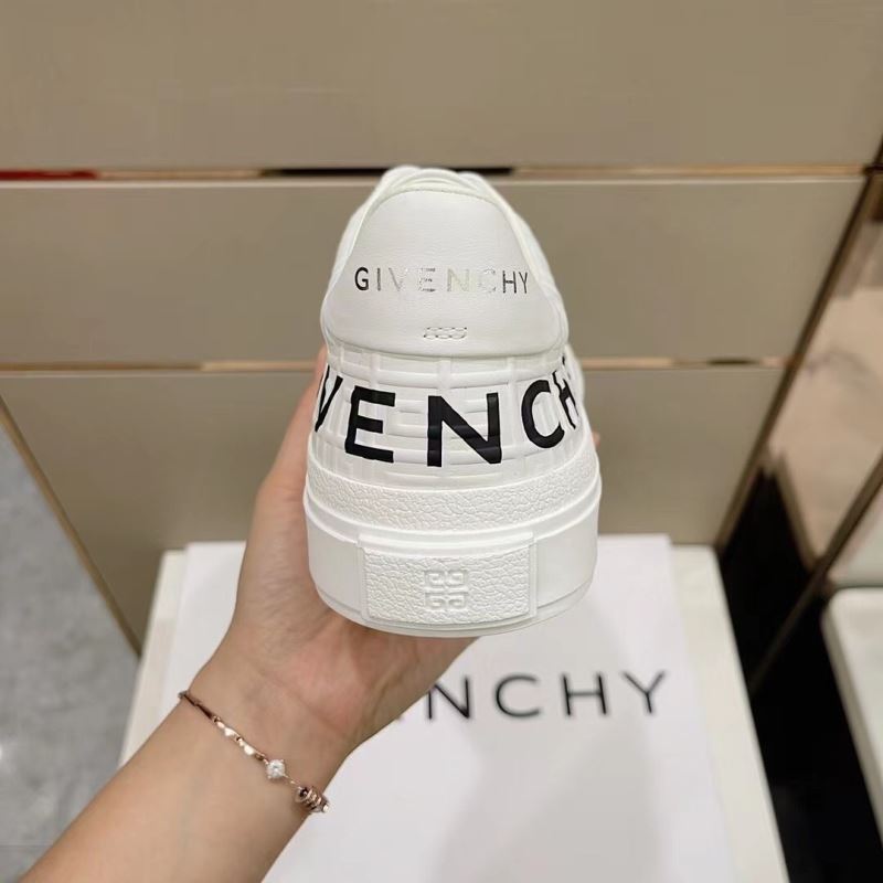 Givenchy Sneakers